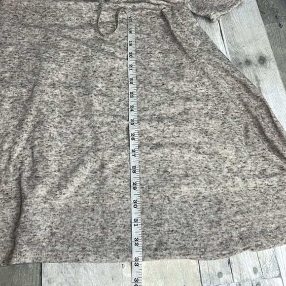 𝅺altar’d State heather gray shirt sleeve dress. A-line. Triangular back opening - Picture 9 of 12